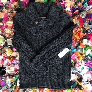 NWT Old Navy Cable Knit Sweater Size 4T